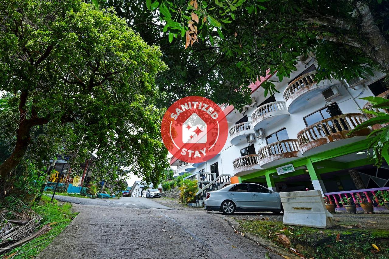Oyo 90565 Teresek View Motel Kuala Tahan Exteriör bild